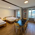 Apartamento Downtown Entrelagos
