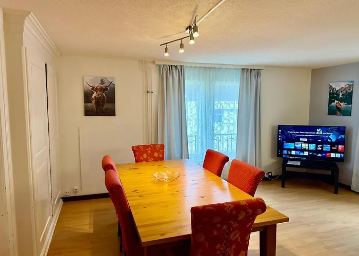 Downtown * 因特拉肯