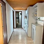 Downtown Apartment *